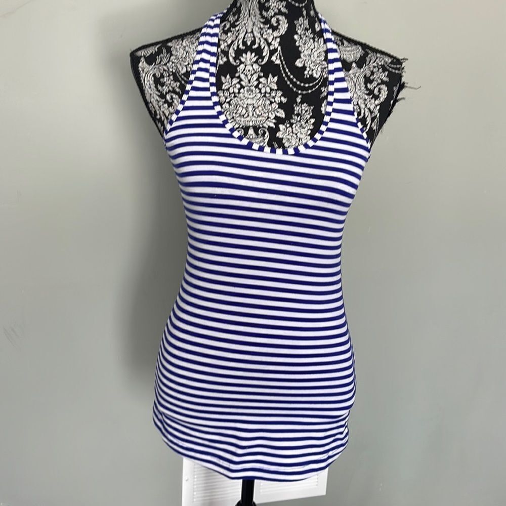 Lululemon size 6 cool racer back